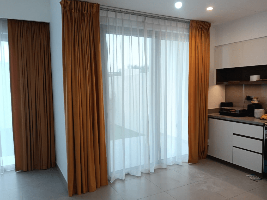 Modern Motorized Blinds 