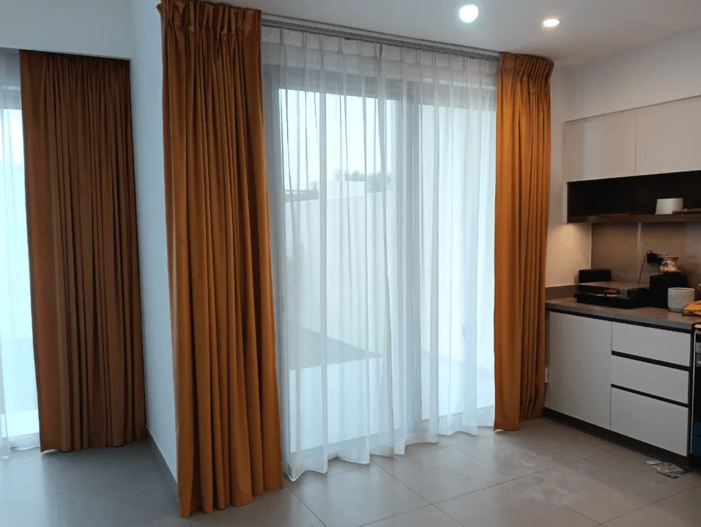 Modern Motorized Blinds 